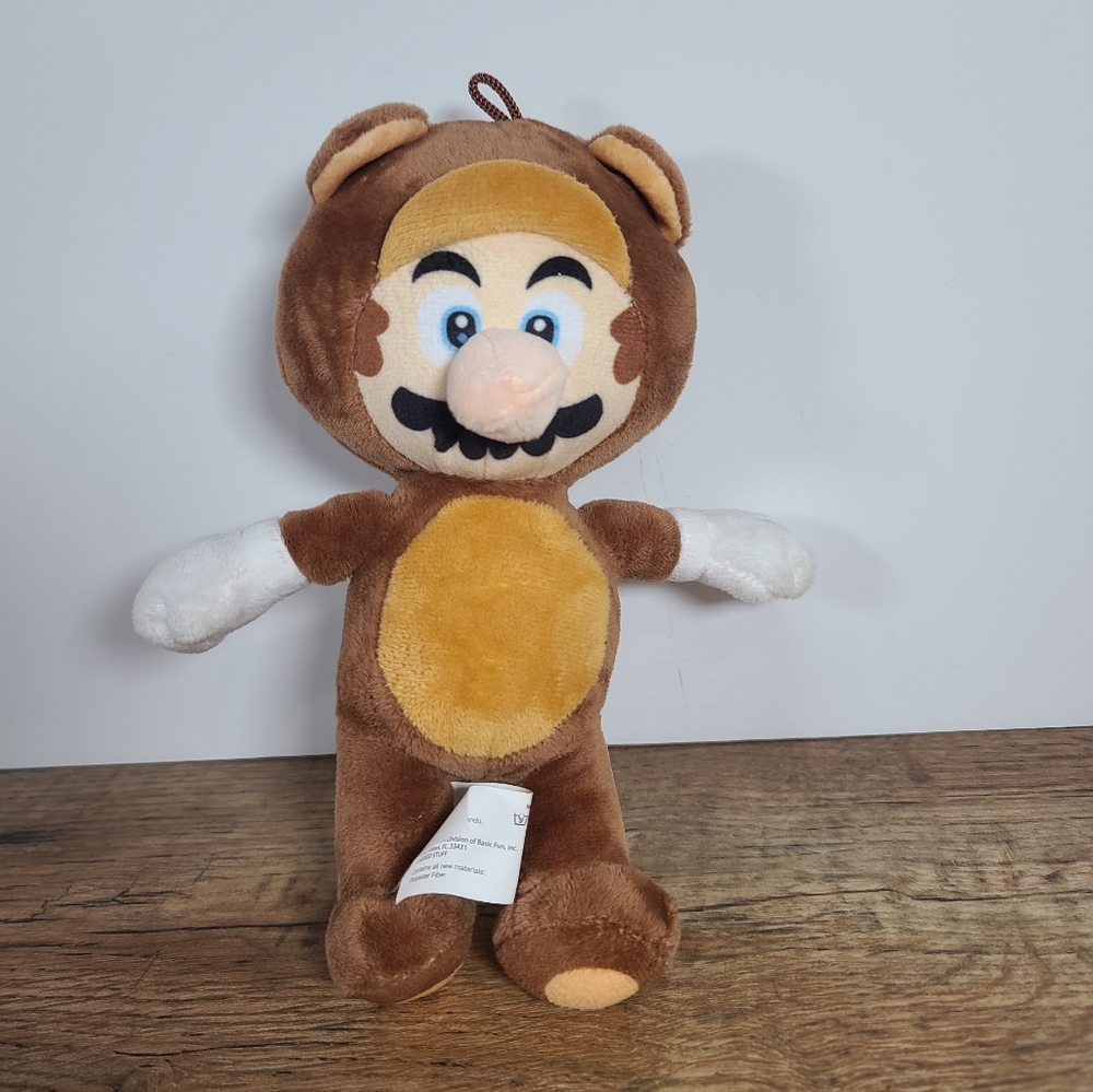 Nintendo Super Mario 3D Land 9 Inch Raccoon Tanooki 9 Inch Plush